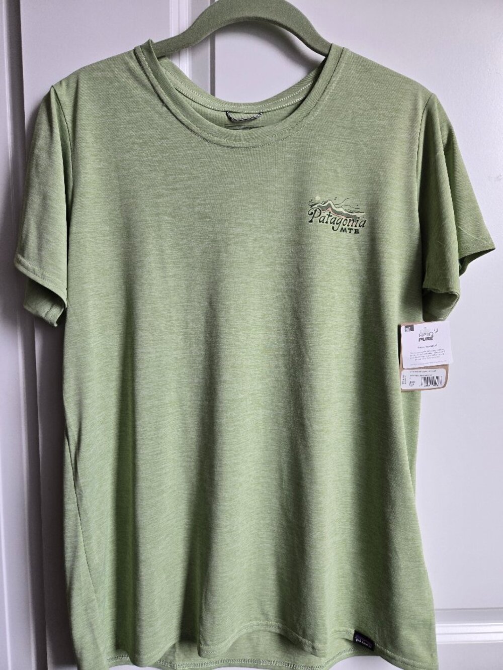 Patagonia Womens Capilene' Cool Daily Graphic Shirt Green Medium